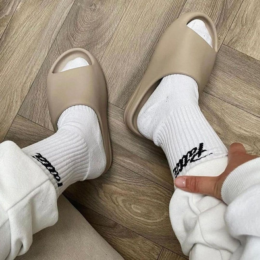 How to style the Yeezy Slide Pure? | HypeBoost News